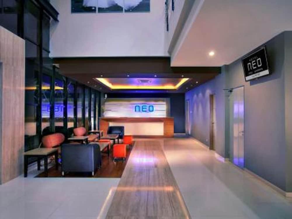 Hotel Neo Candi Simpang Lima - Semarang By Aston Ngoại thất bức ảnh