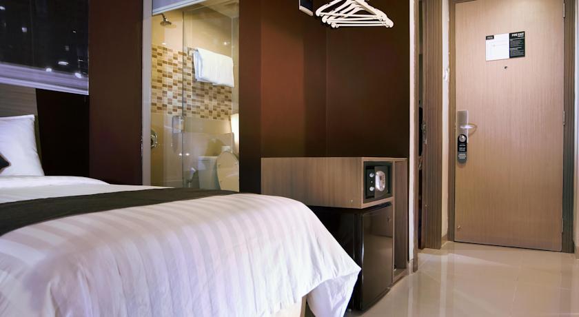Hotel Neo Candi Simpang Lima - Semarang By Aston Ngoại thất bức ảnh