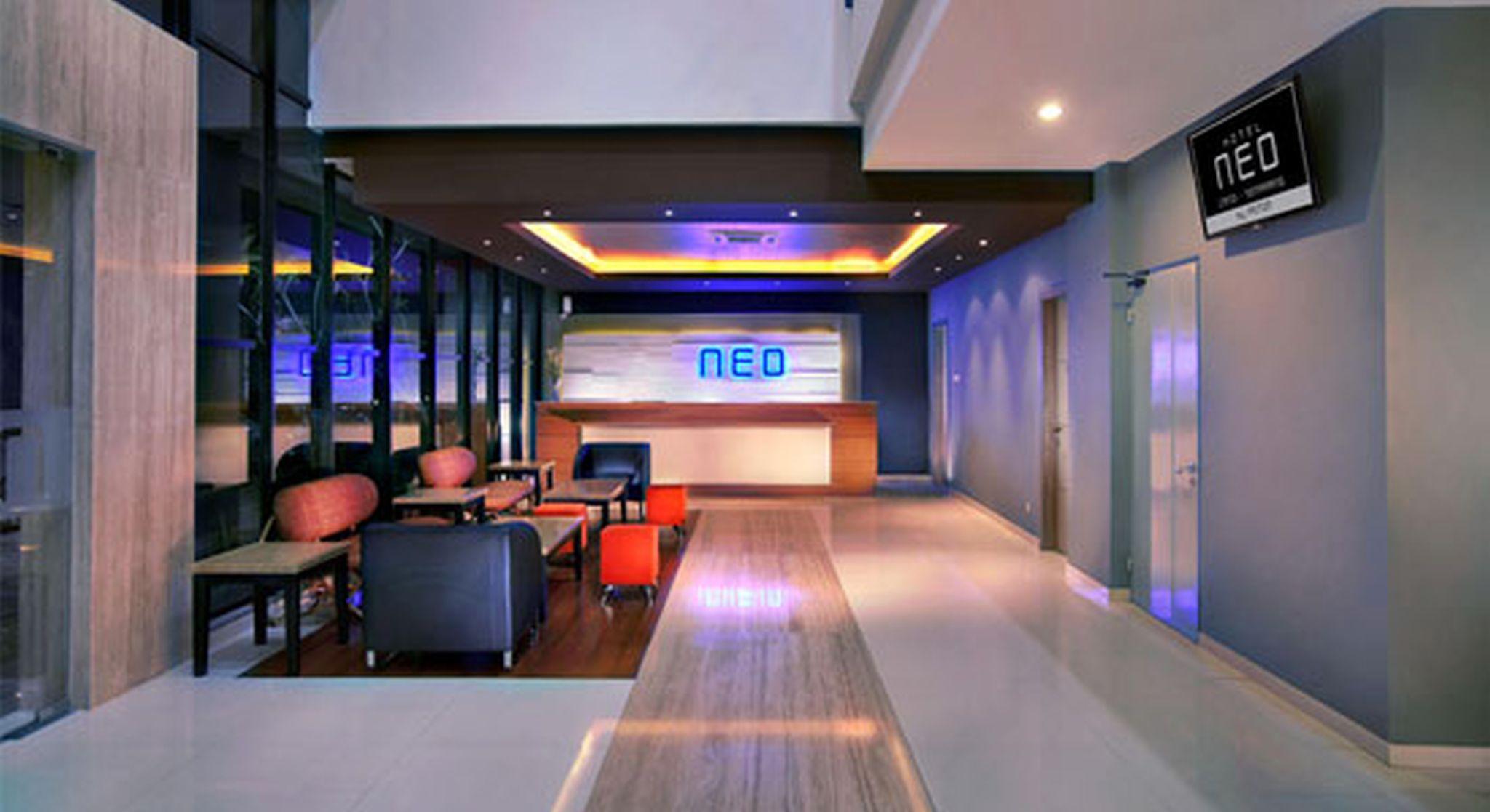 Hotel Neo Candi Simpang Lima - Semarang By Aston Ngoại thất bức ảnh