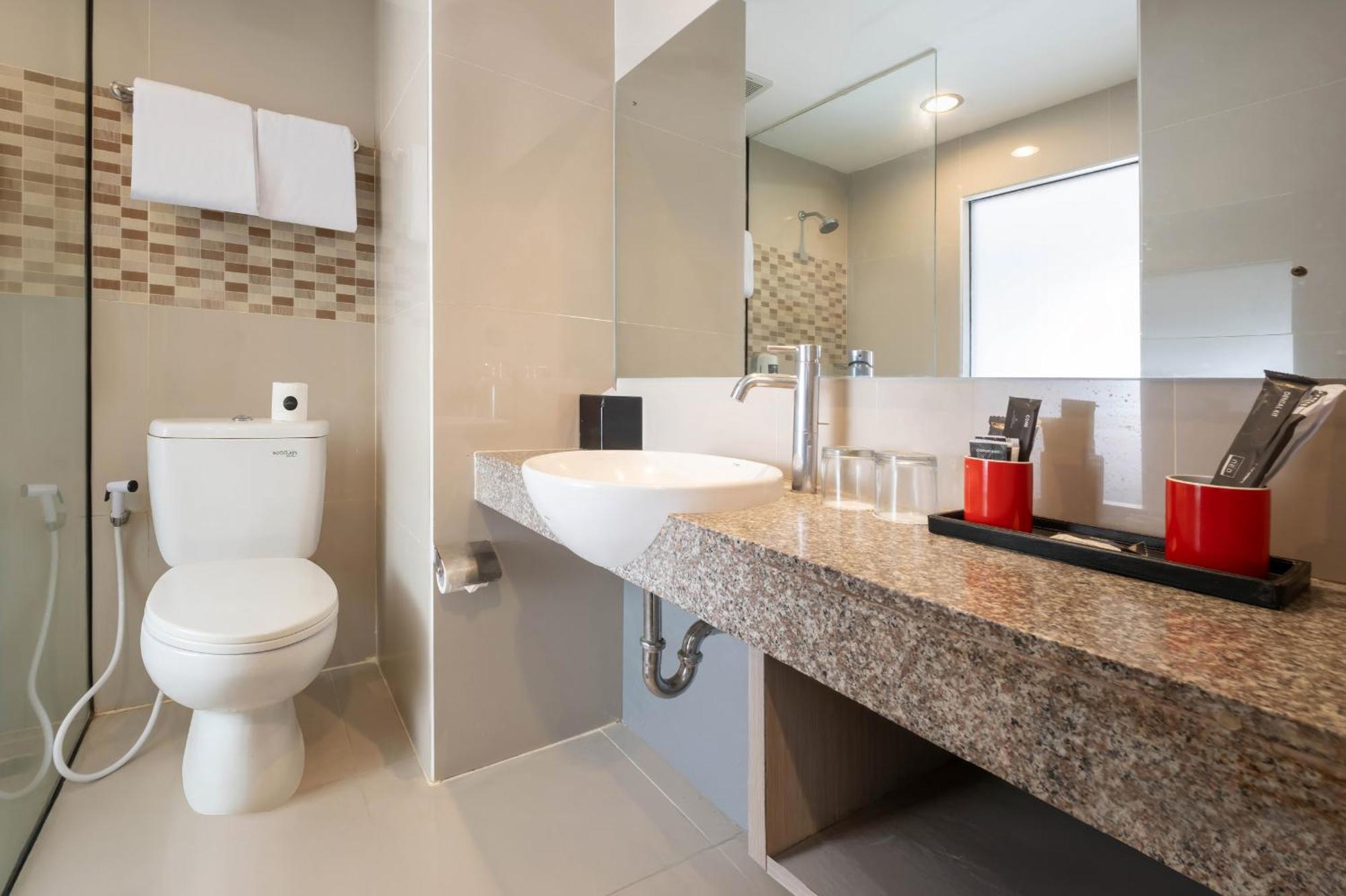 Hotel Neo Candi Simpang Lima - Semarang By Aston Ngoại thất bức ảnh
