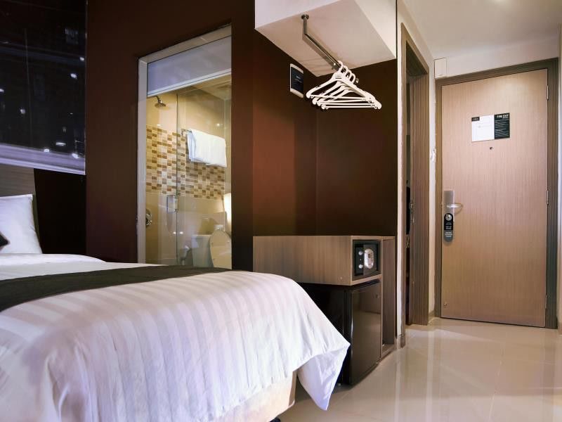 Hotel Neo Candi Simpang Lima - Semarang By Aston Ngoại thất bức ảnh