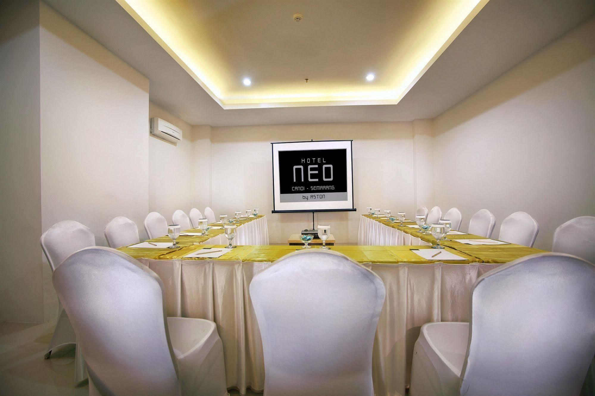 Hotel Neo Candi Simpang Lima - Semarang By Aston Ngoại thất bức ảnh